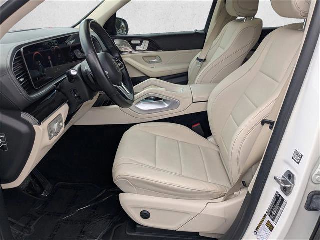 Used 2023 Mercedes-Benz GLS 450 4MATIC image 16