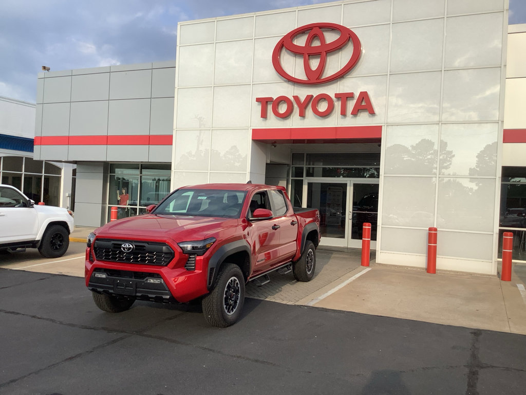 New 2025 Toyota Tacoma TRD Off-Road w/ TRD Off Road Upgrade Package image 3