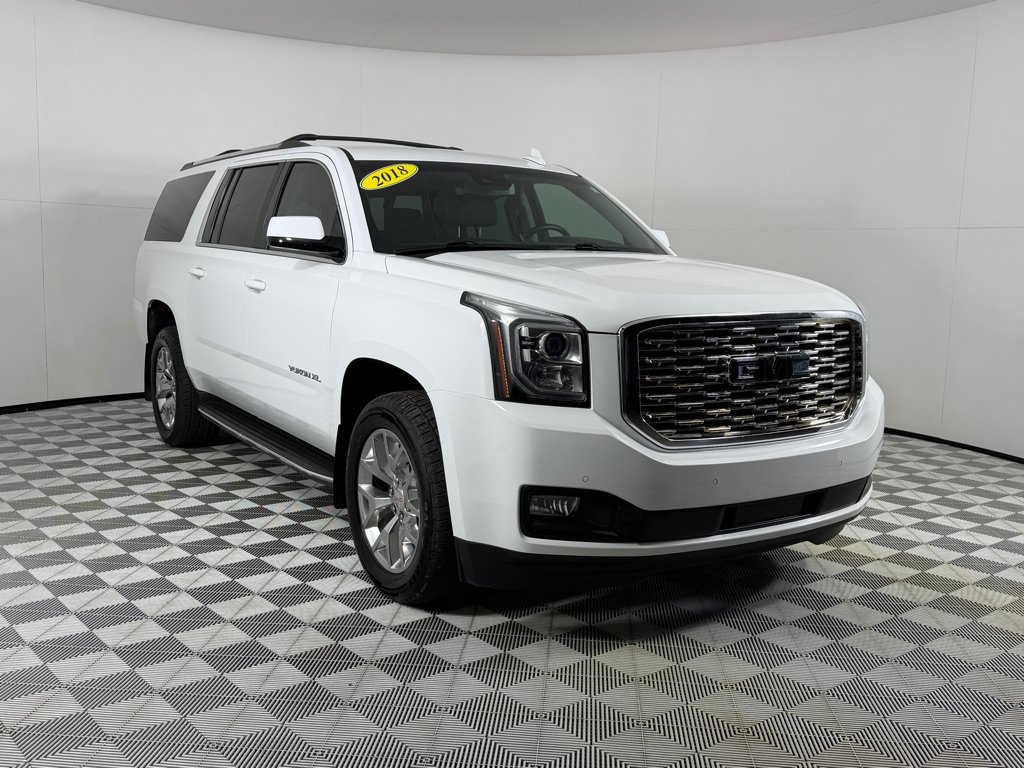 Used 2018 GMC Yukon XL SLT w/ Open Road Package AWD/4WD image 3