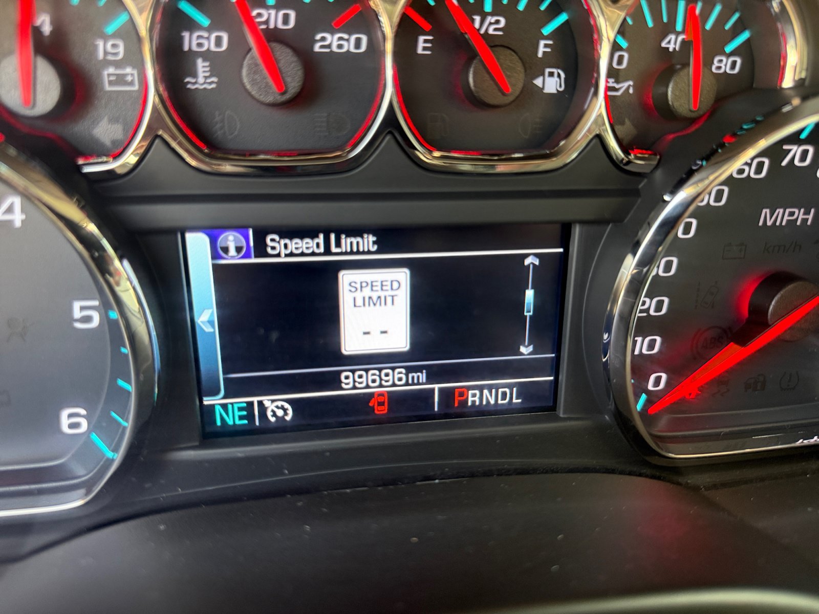 Used 2020 Chevrolet Tahoe LT RWD image 2