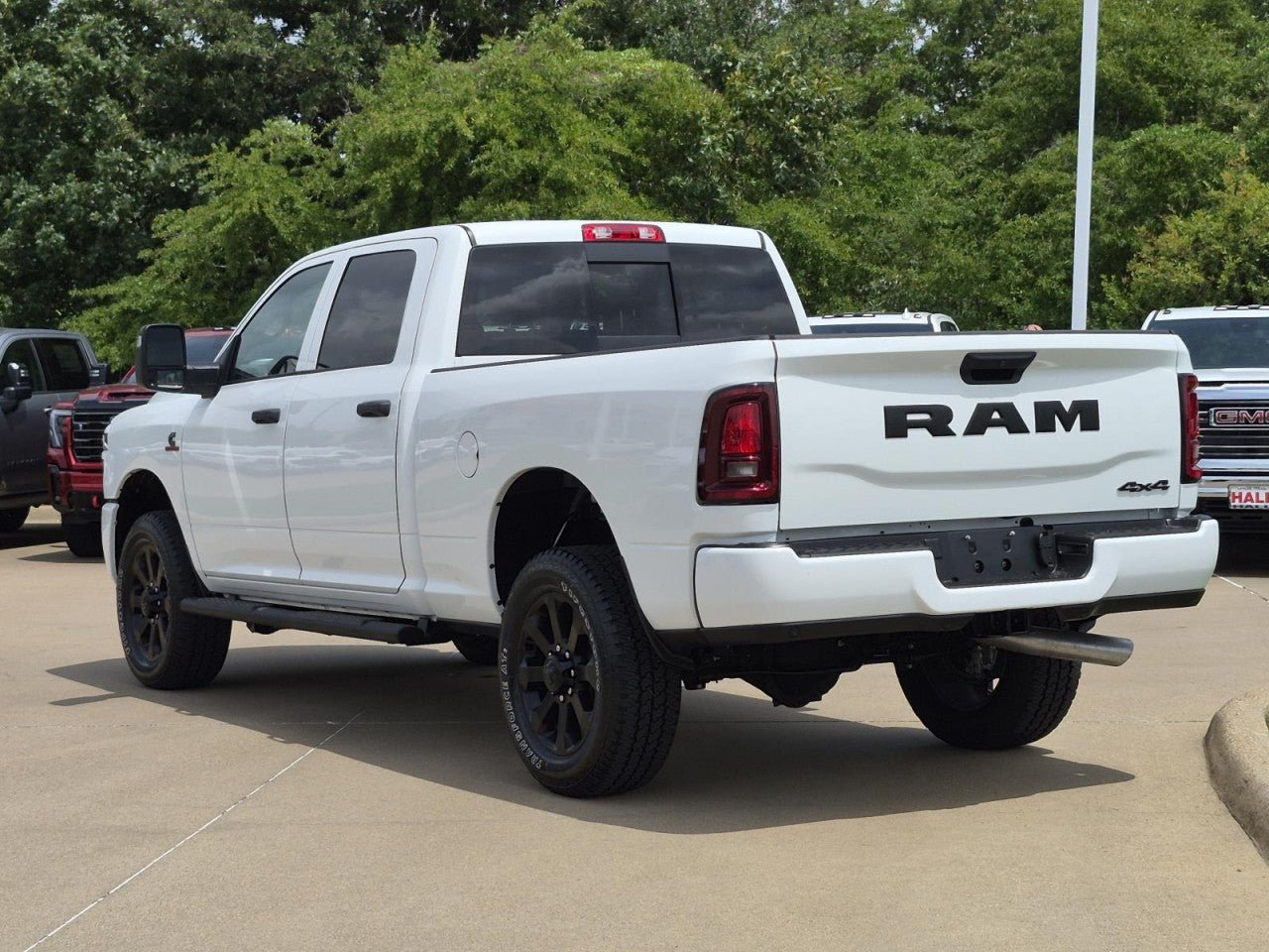 Used 2026 RAM 2500 Tradesman AWD/4WD image 4