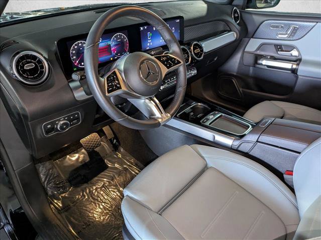 Used 2026 Mercedes-Benz GLB 250 image 13