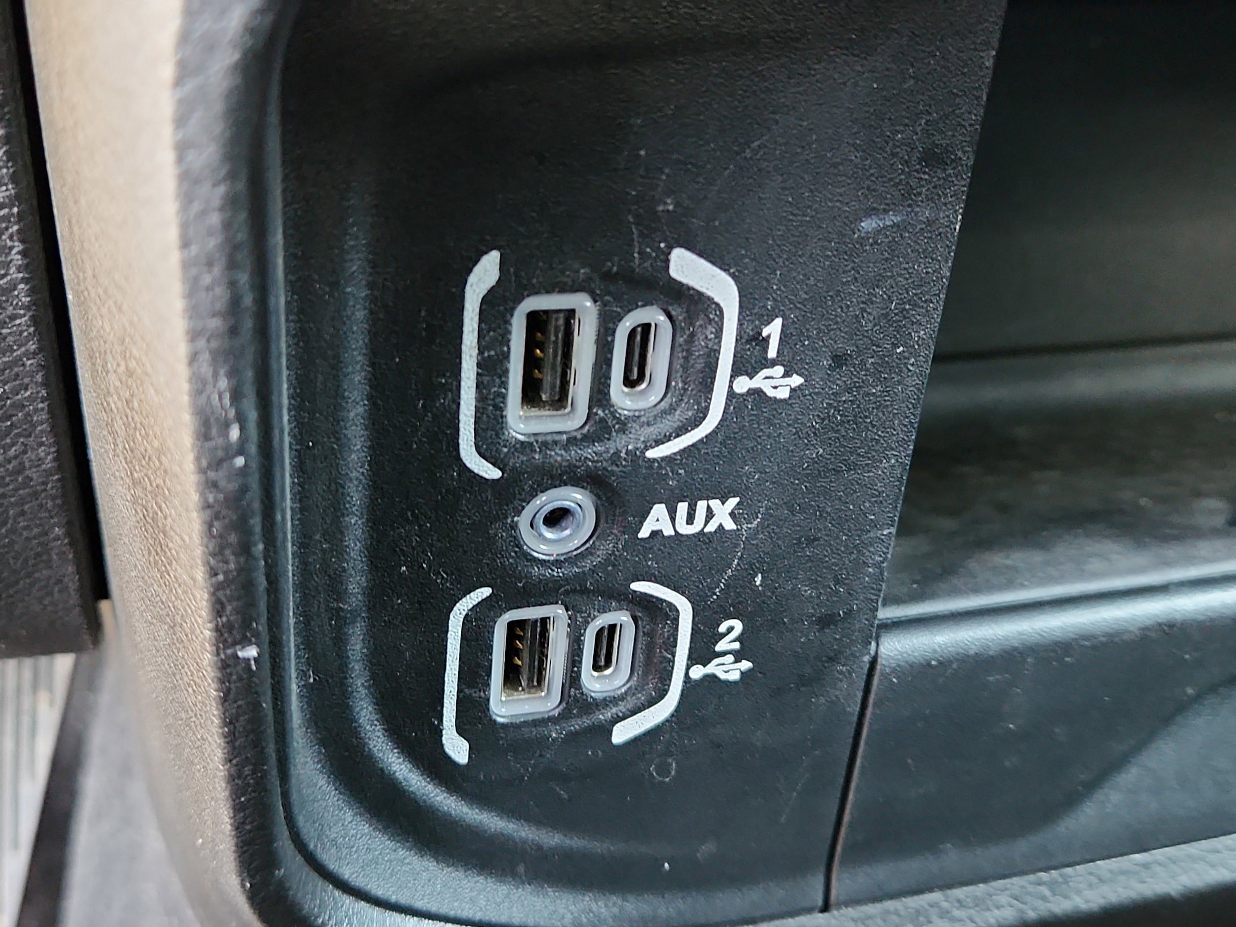 Used 2024 RAM 2500 Big Horn AWD/4WD image 23