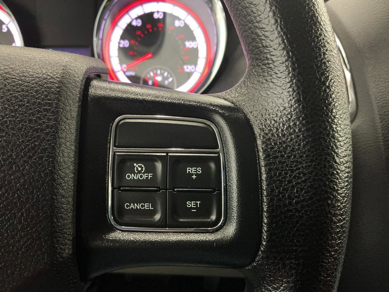 Used 2019 Dodge Grand Caravan SE w/ UConnect Hands-Free Group FWD image 22