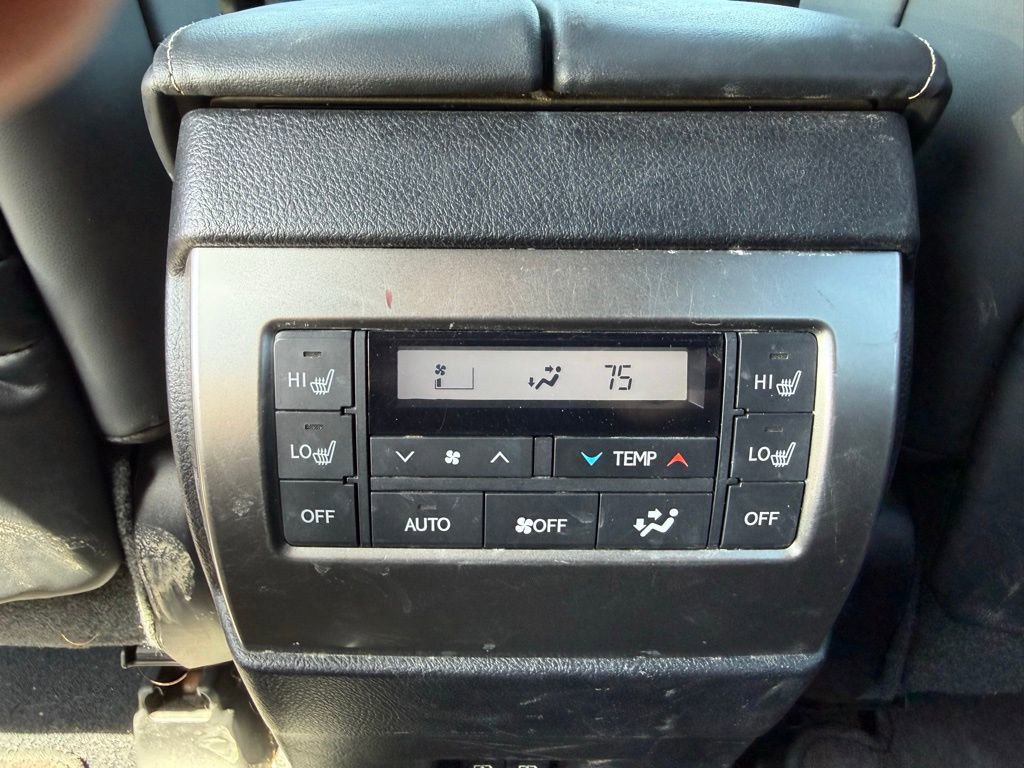 Used 2023 Lexus GX 460 Premium w/ Premium Package AWD/4WD image 17