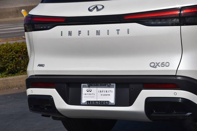 Used 2025 INFINITI QX60 Luxe image 31