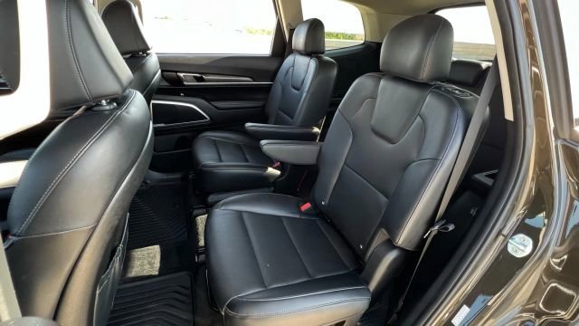 Used 2022 Kia Telluride S image 79