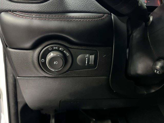 Used 2021 Dodge Durango R/T w/ Tow 'N Go Package AWD/4WD image 30