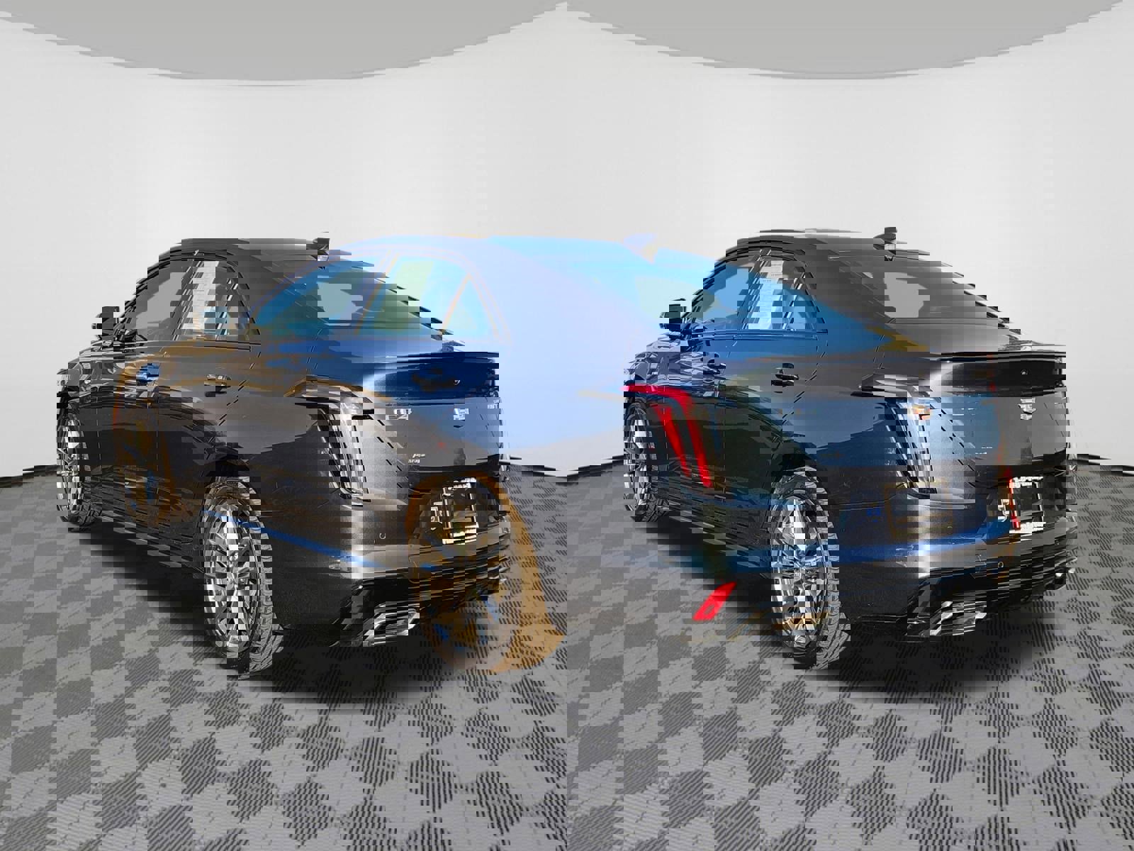 Used 2021 Cadillac CT4 Sport image 3