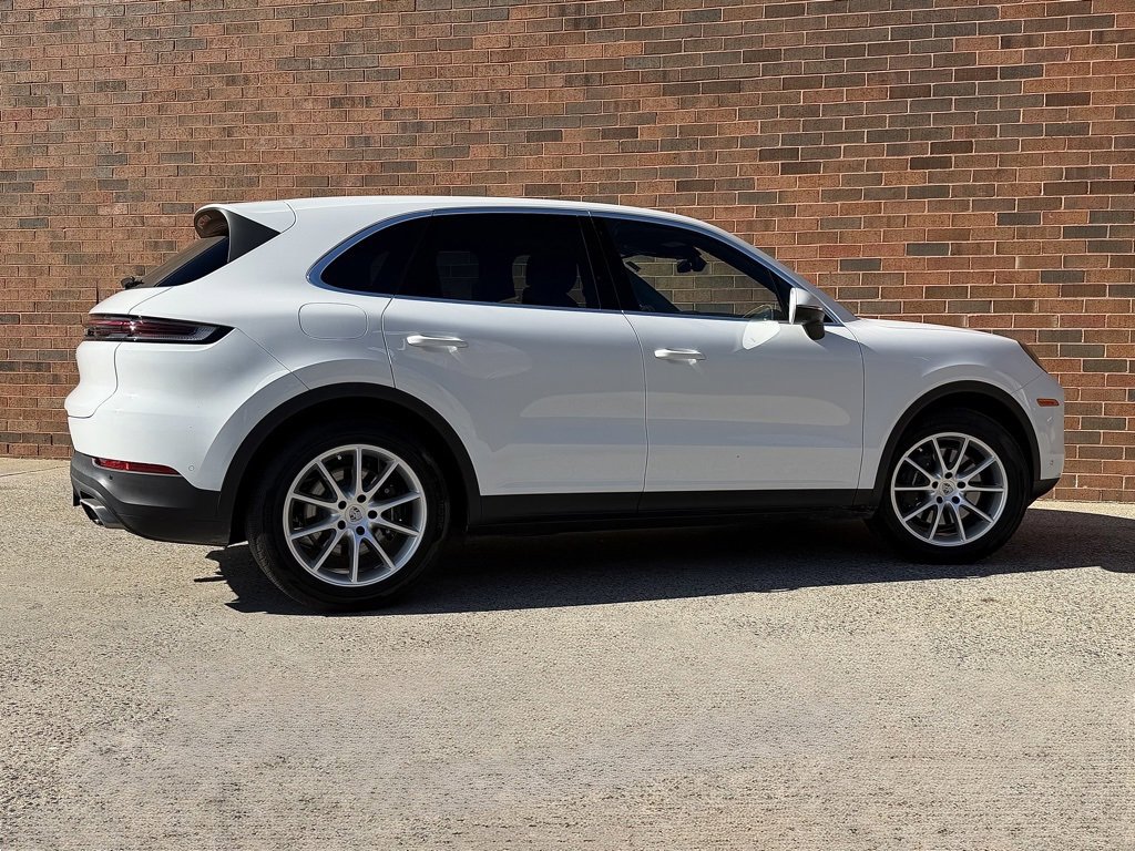 Certified 2025 Porsche Cayenne image 7