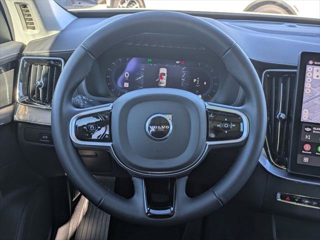 Used 2025 Volvo XC90 B6 Plus w/ Protection Package Premier image 13