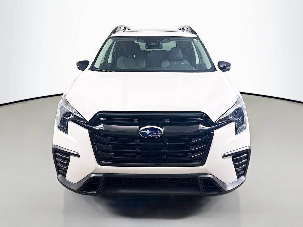 Used 2023 Subaru Ascent Onyx Edition AWD/4WD image 2