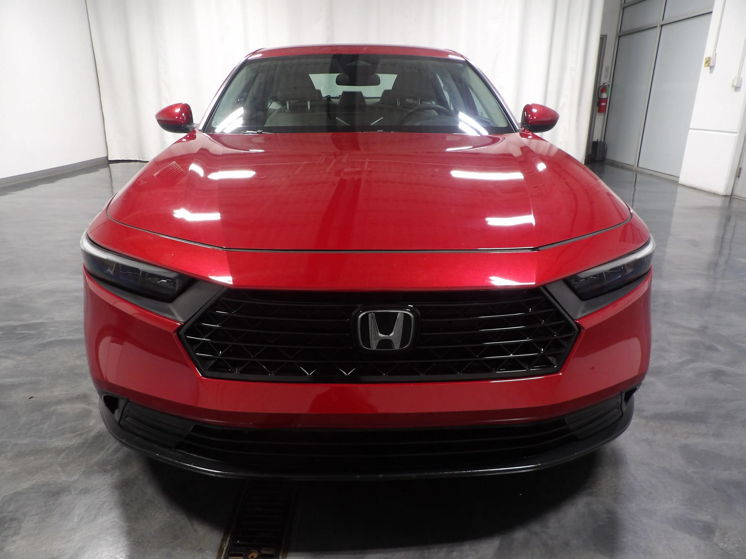 Used 2025 Honda Accord LX image 3