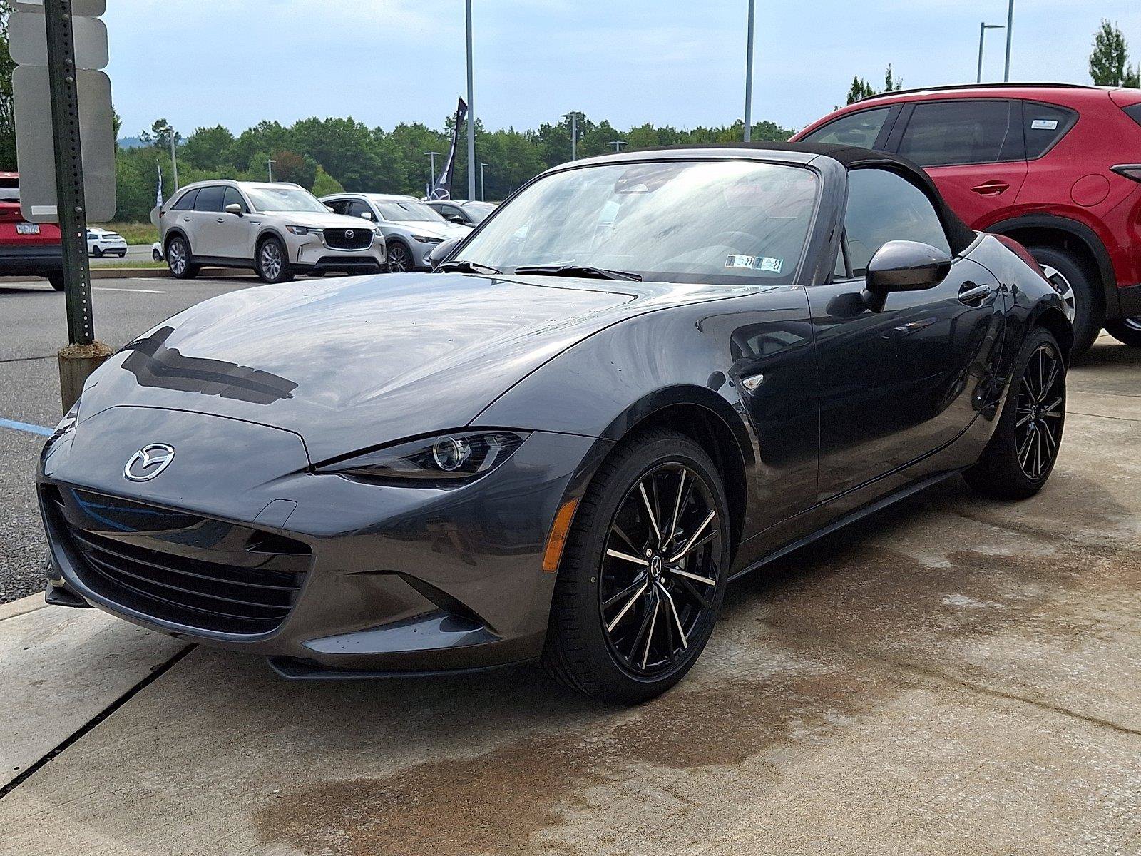 New 2026 MAZDA MX-5 Miata Grand Touring w/ Weather Package RWD image 18