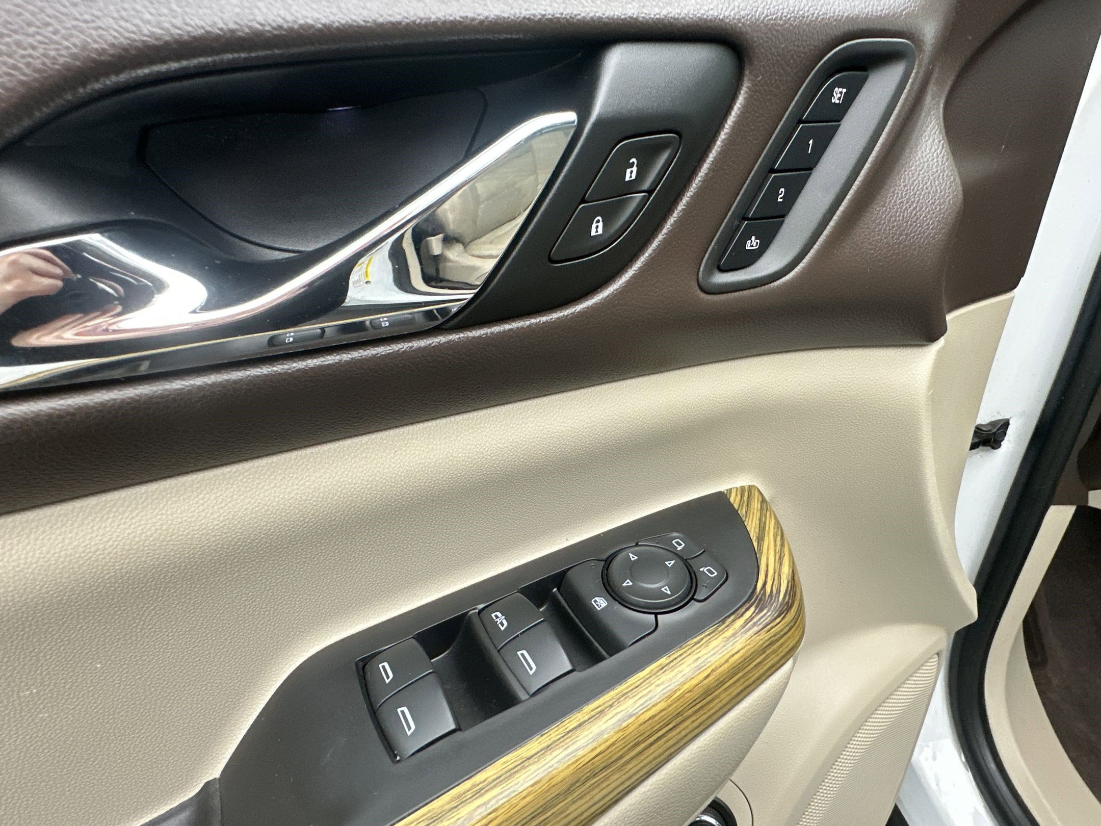 Used 2017 GMC Acadia Denali w/ Technology Package image 13