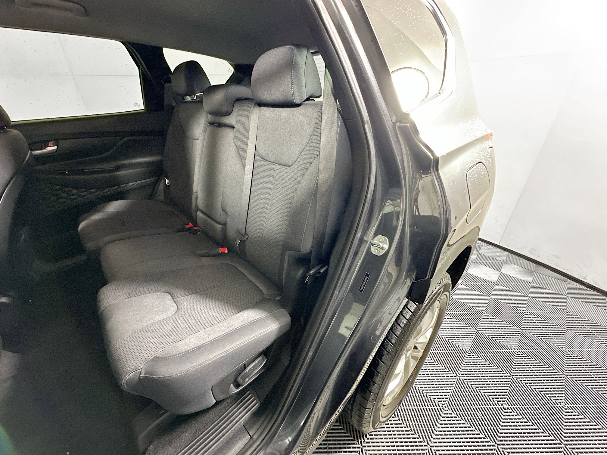 Used 2020 Hyundai Santa Fe SEL image 25