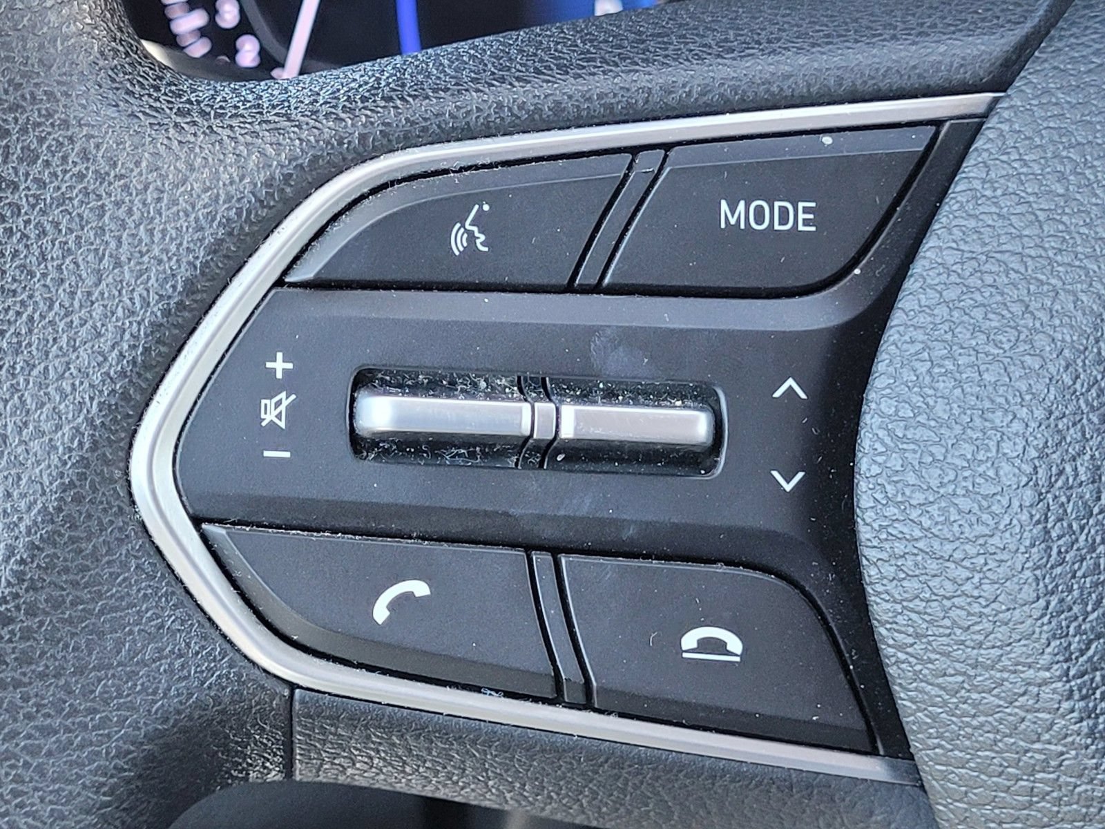 Used 2020 Hyundai Santa Fe SEL FWD image 24