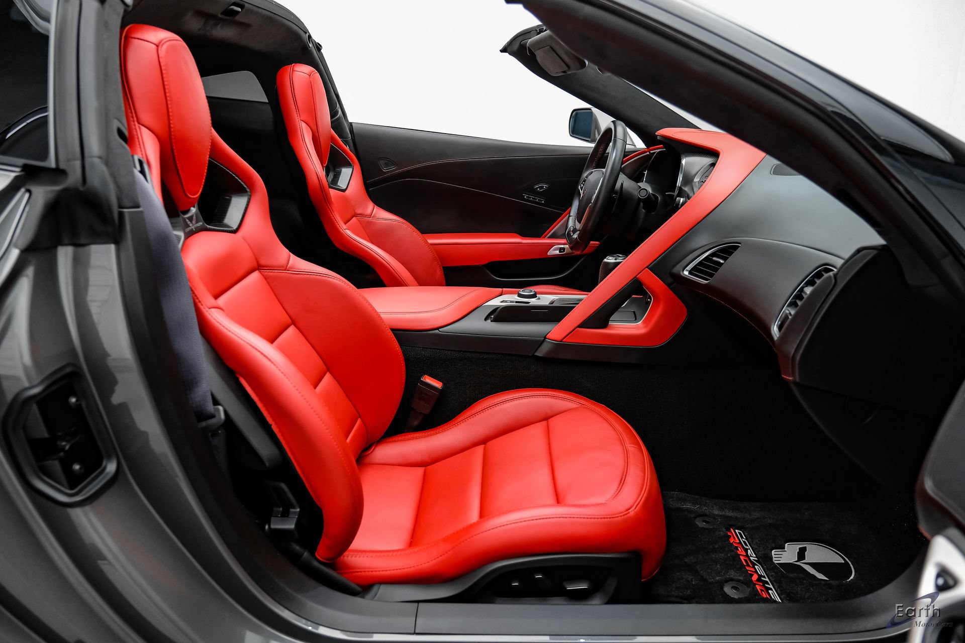 Used 2015 Chevrolet Corvette Z06 w/ 3LZ Preferred Equipment Group RWD image 54