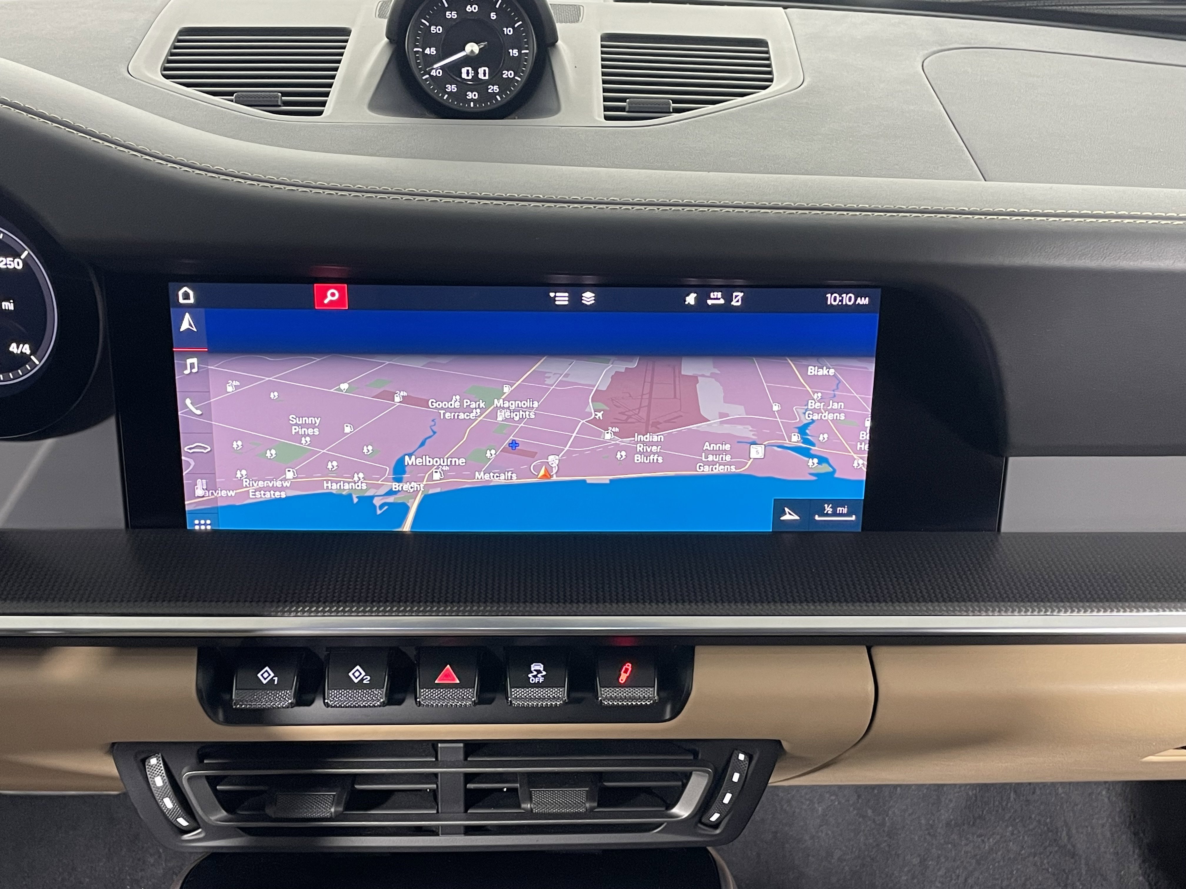 Certified 2020 Porsche 911 Carrera 4S image 19