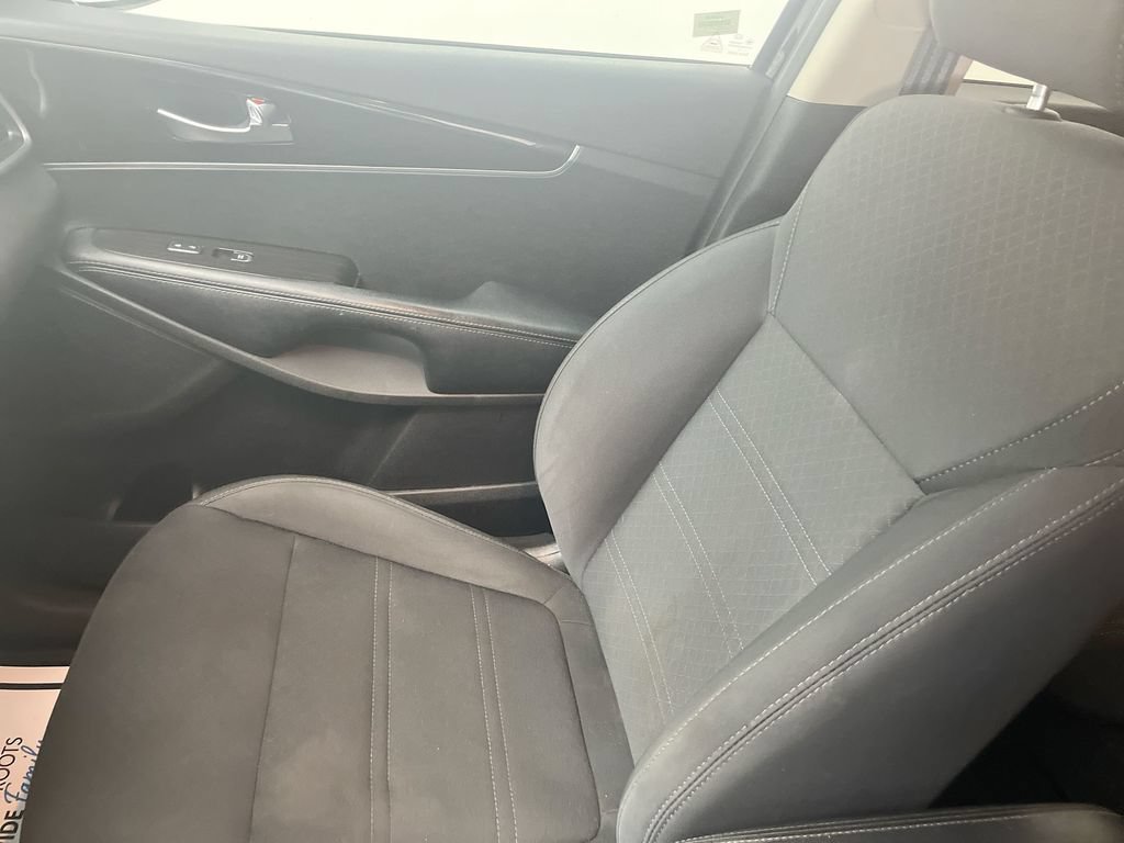 Used 2020 Kia Sorento LX w/ LX I4 Convenience Package FWD image 26