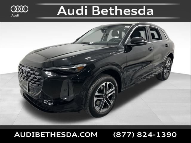 Certified 2025 Audi Q5 2.0T Premium Plus w/ Premium Plus image 3