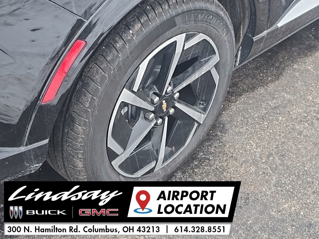 Used 2025 Chevrolet Equinox EV LT w/ Convenience Package image 21