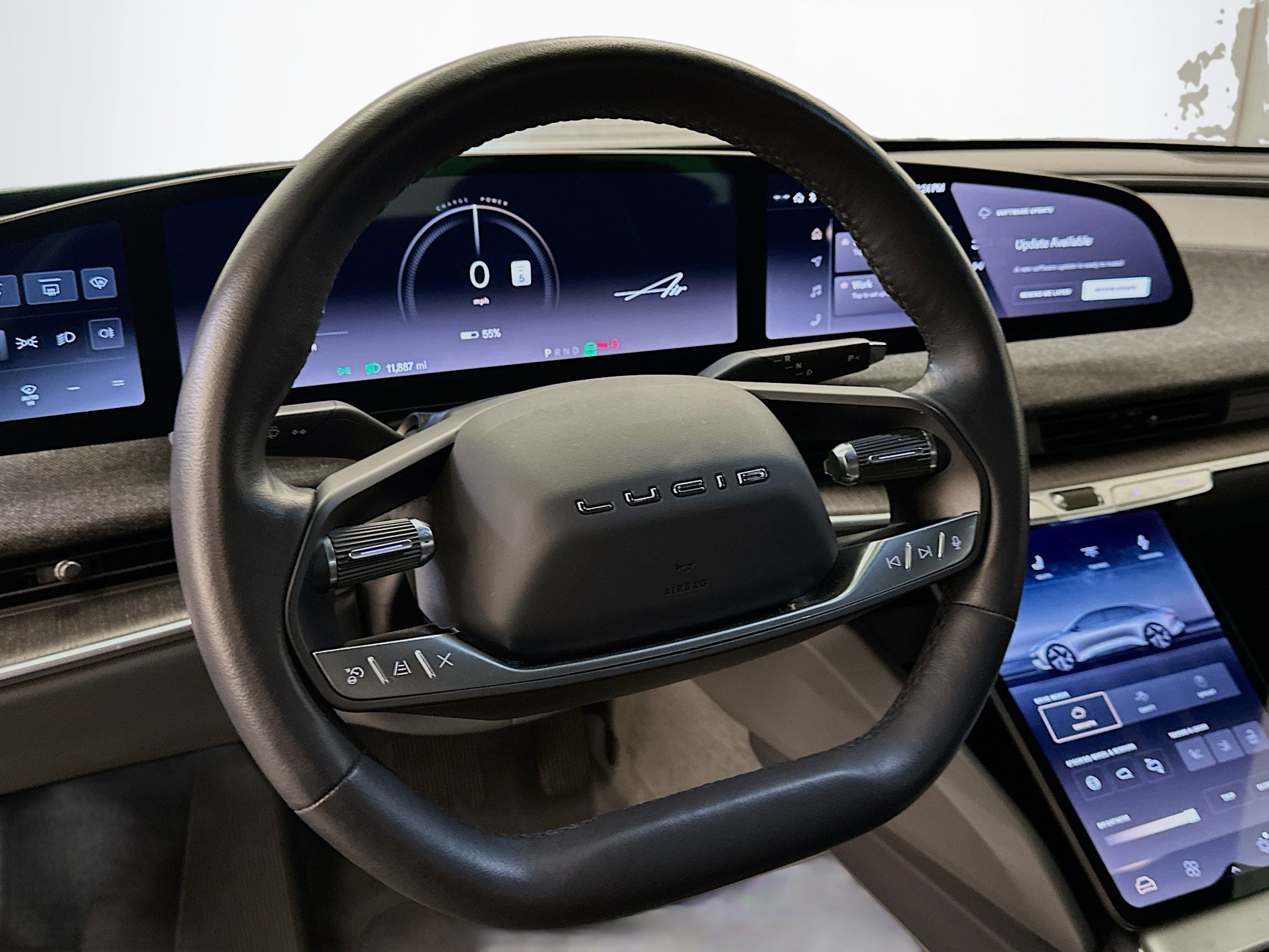 Used 2024 Lucid Air Touring AWD/4WD image 18