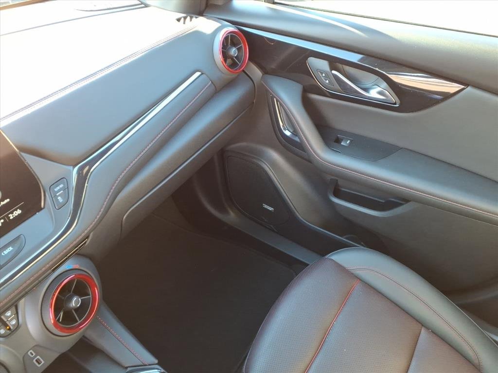 Used 2025 Chevrolet Blazer RS image 26