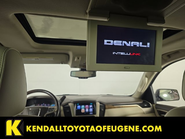 Used 2020 GMC Yukon XL Denali w/ Denali Ultimate Package AWD/4WD image 25
