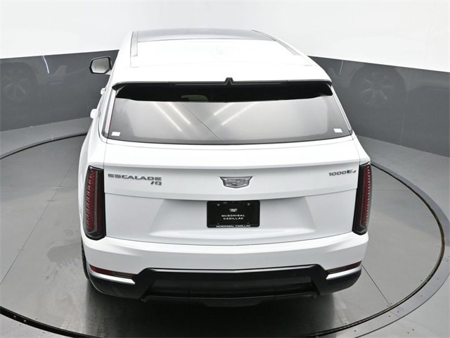 New 2025 Cadillac Escalade IQ Luxury 2 image 44