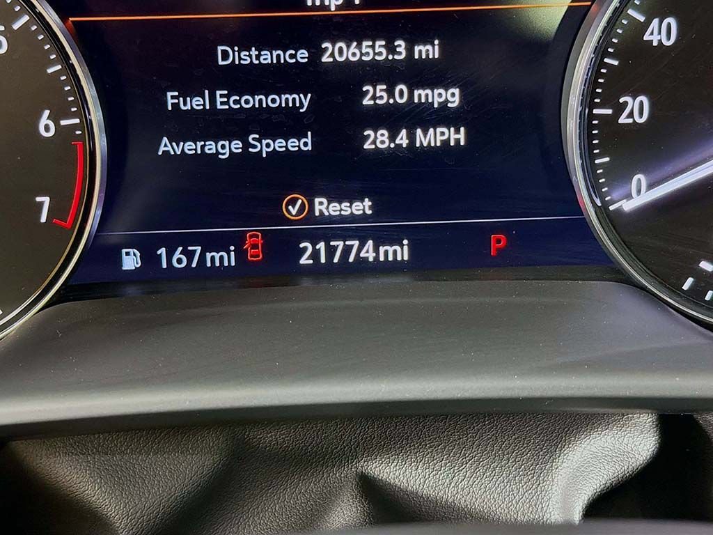 Used 2023 Buick Envision Avenir AWD/4WD image 38