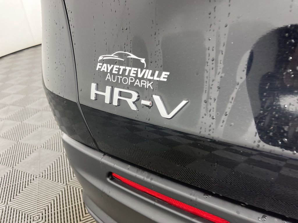 Certified 2024 Honda HR-V LX image 3