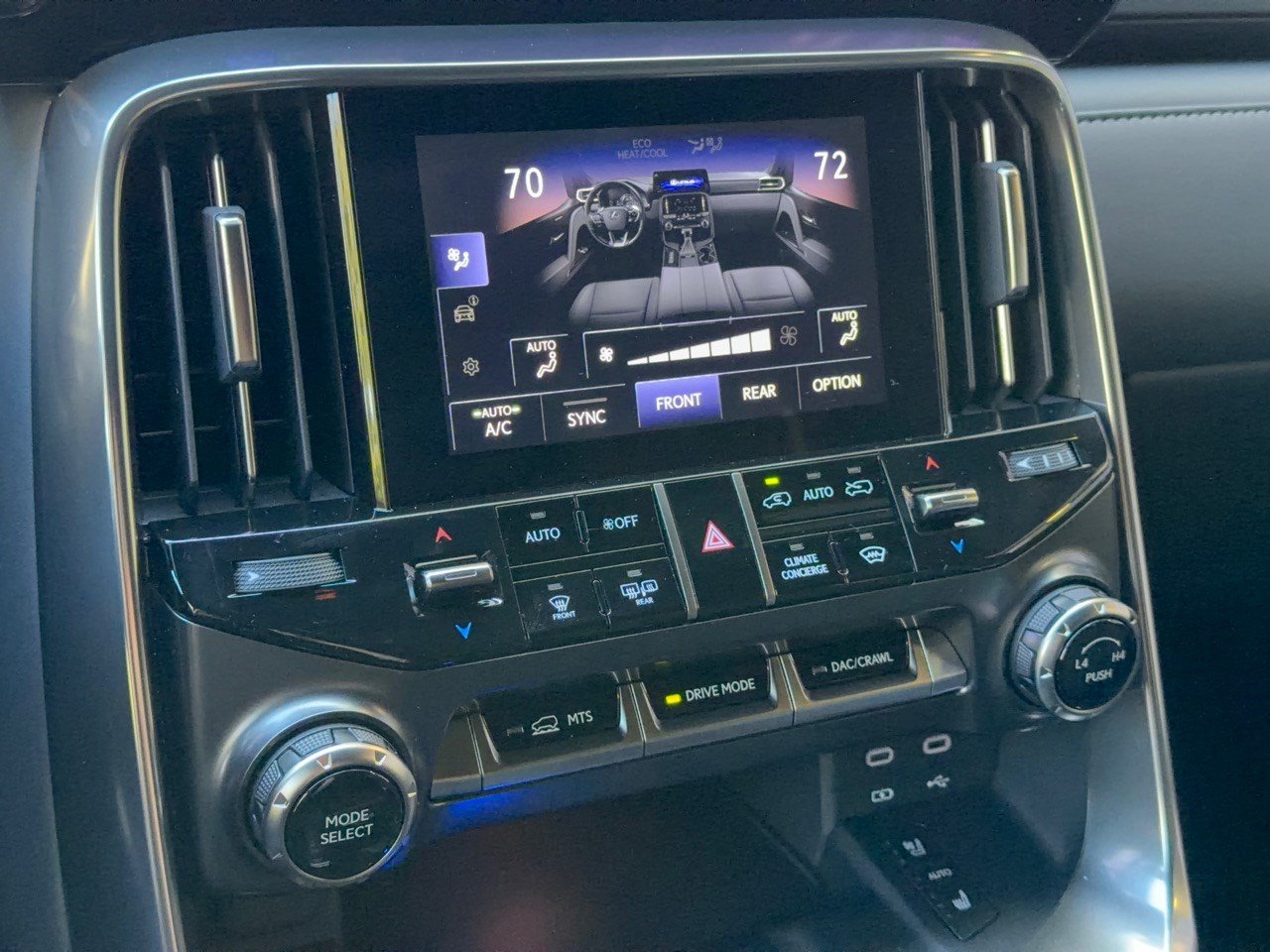 Certified 2025 Lexus LX 600 4WD w/ Appearance Package image 23