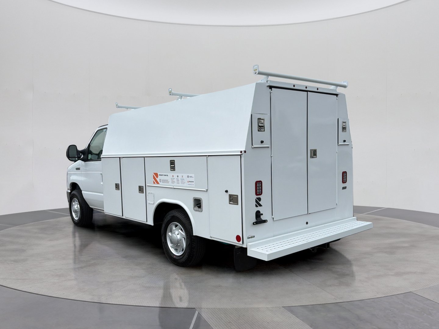 New 2026 Ford E-350 and Econoline 350 Super Duty w/ Power Equipment Group RWD image 3
