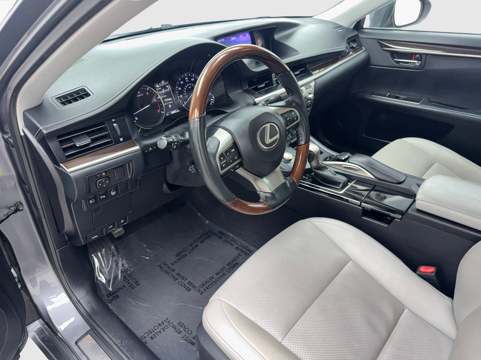 Used 2018 Lexus ES 350 w/ Navigation System Package FWD image 15