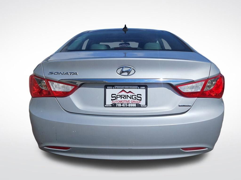 Used 2012 Hyundai Sonata Limited FWD image 4