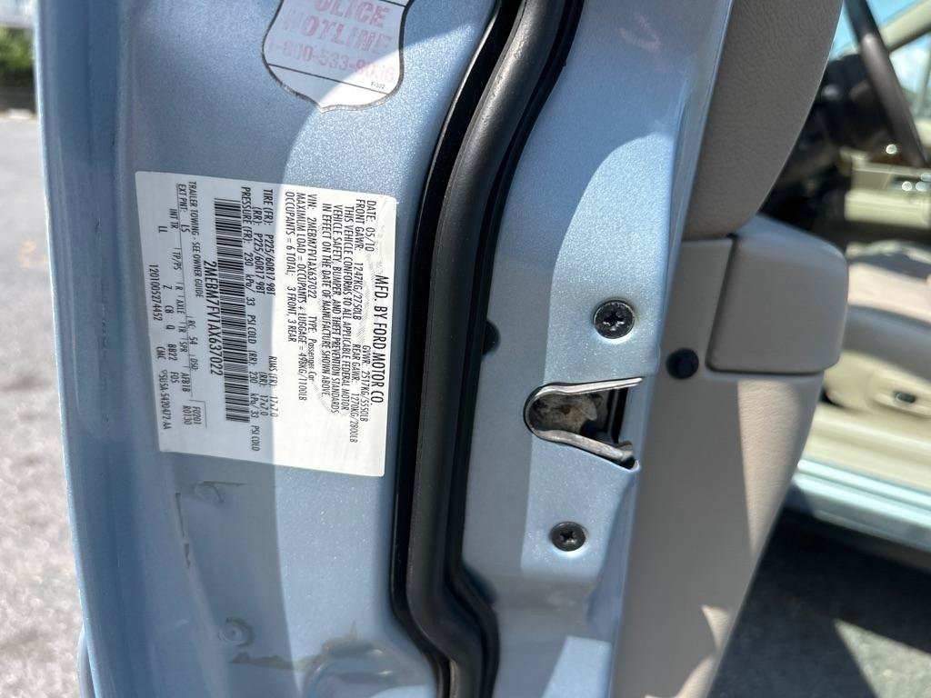 Used 2010 Mercury Grand Marquis LS RWD image 26