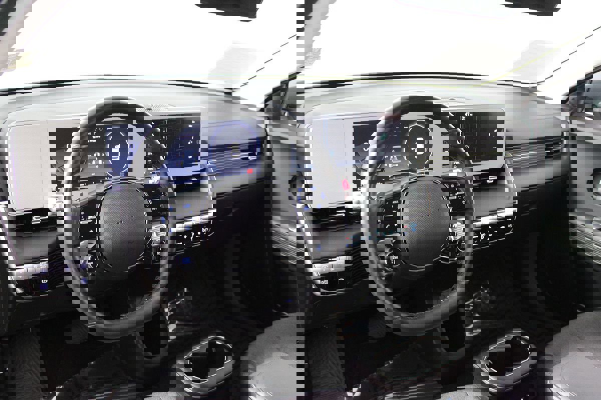 Used 2024 Hyundai Ioniq 5 SEL image 27