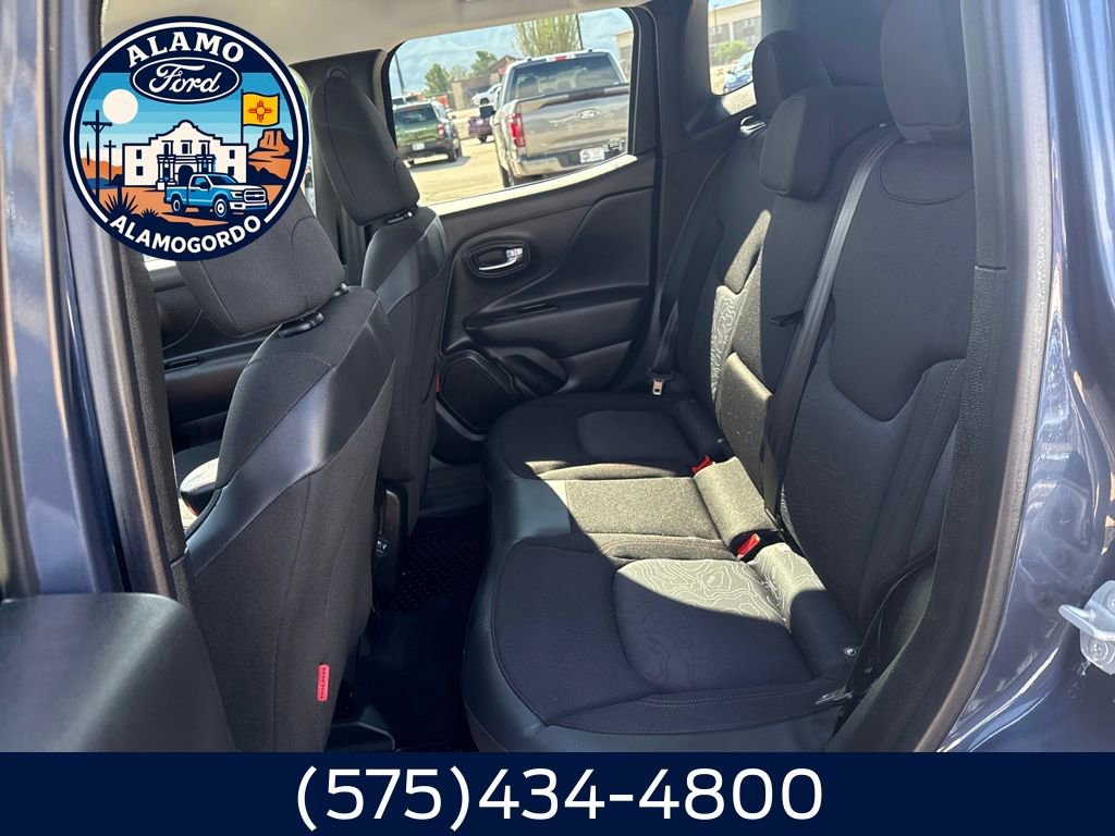 Used 2022 Jeep Renegade Trailhawk image 10