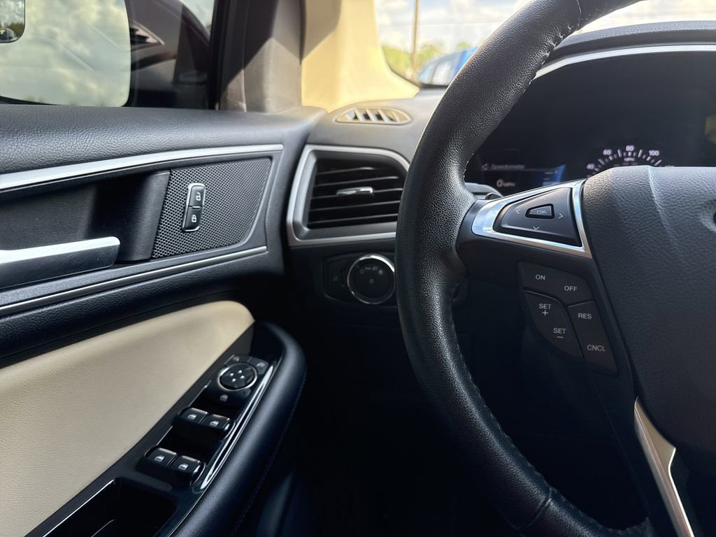 Used 2018 Ford Edge SEL w/ Equipment Group 201A image 15