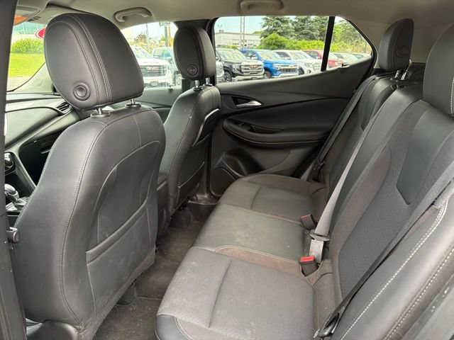 Used 2021 Buick Encore GX Preferred w/ Cold Weather Comfort Package AWD/4WD image 15
