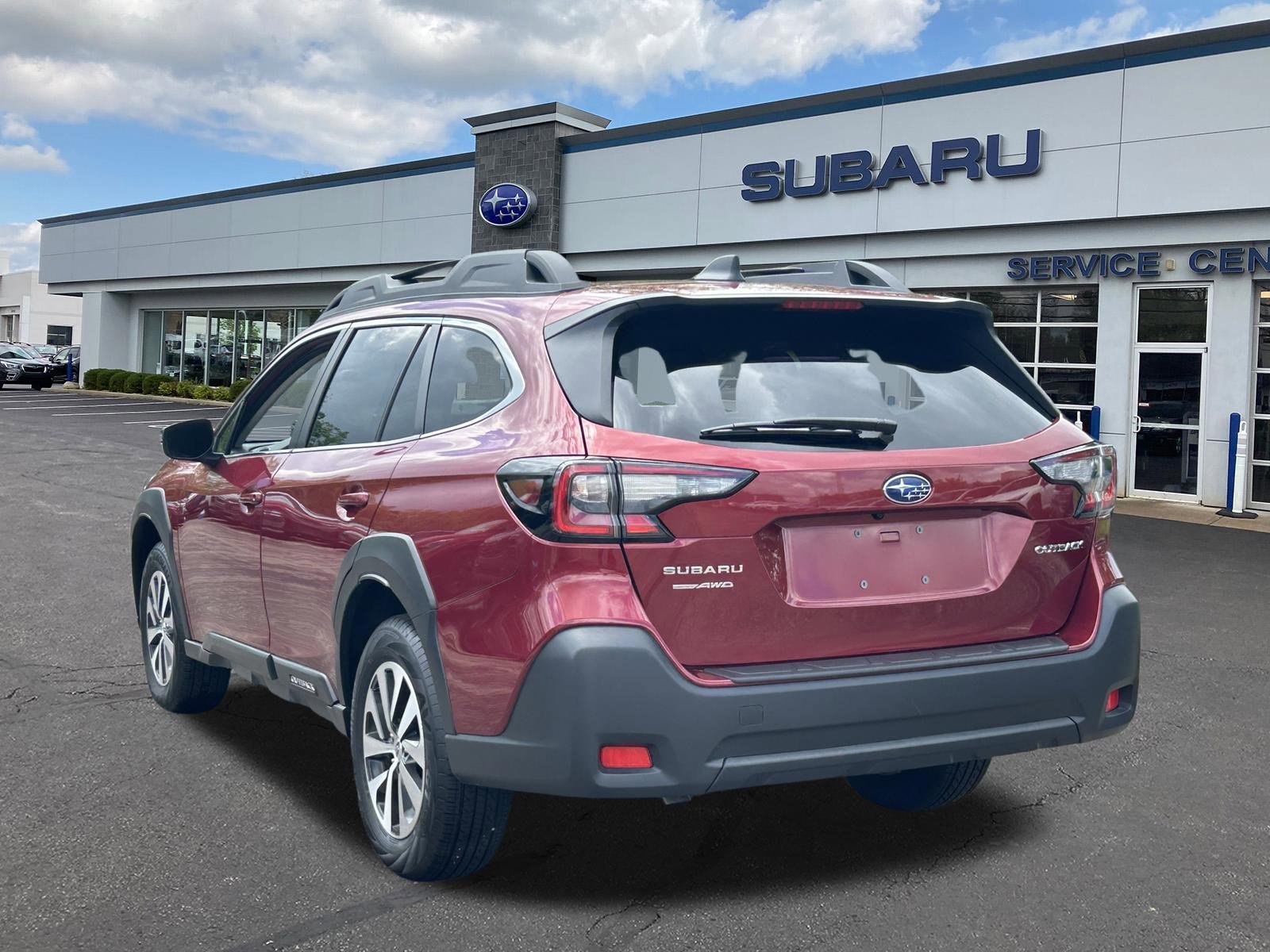 Used 2025 Subaru Outback Premium AWD/4WD image 5