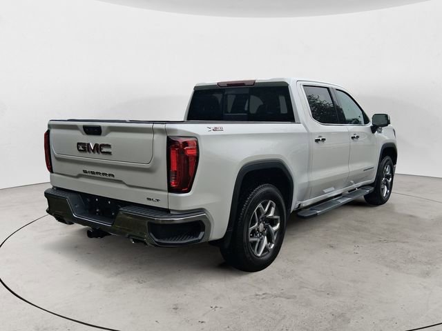 Used 2023 GMC Sierra 1500 SLT AWD/4WD image 5