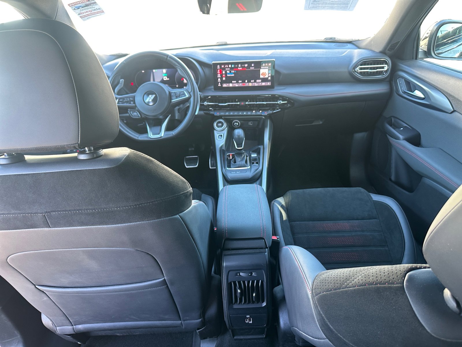 Used 2024 Dodge Hornet R/T image 10