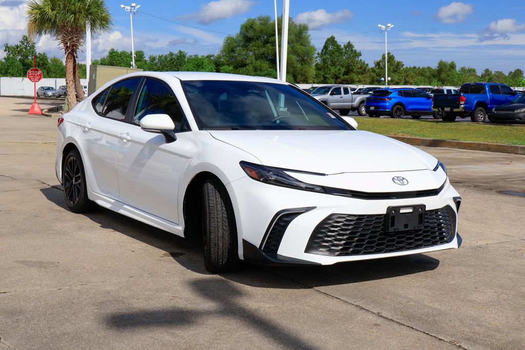 Used 2025 Toyota Camry SE w/ Multimedia Upgrade Package FWD image 24