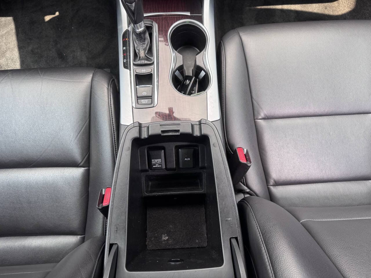 Used 2017 Acura TLX FWD image 18