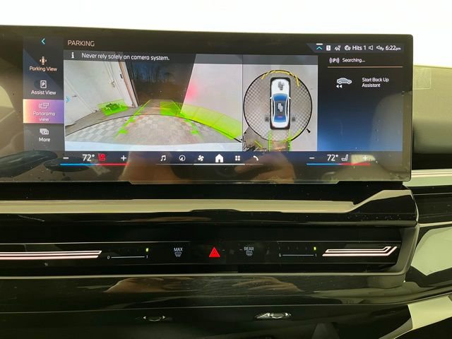 Used 2025 BMW 530i xDrive w/ Premium Package image 17