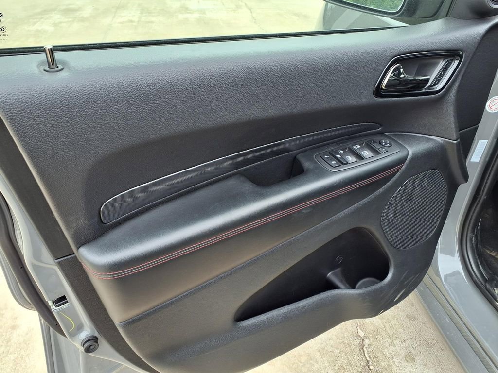 Used 2025 Dodge Durango GT image 5