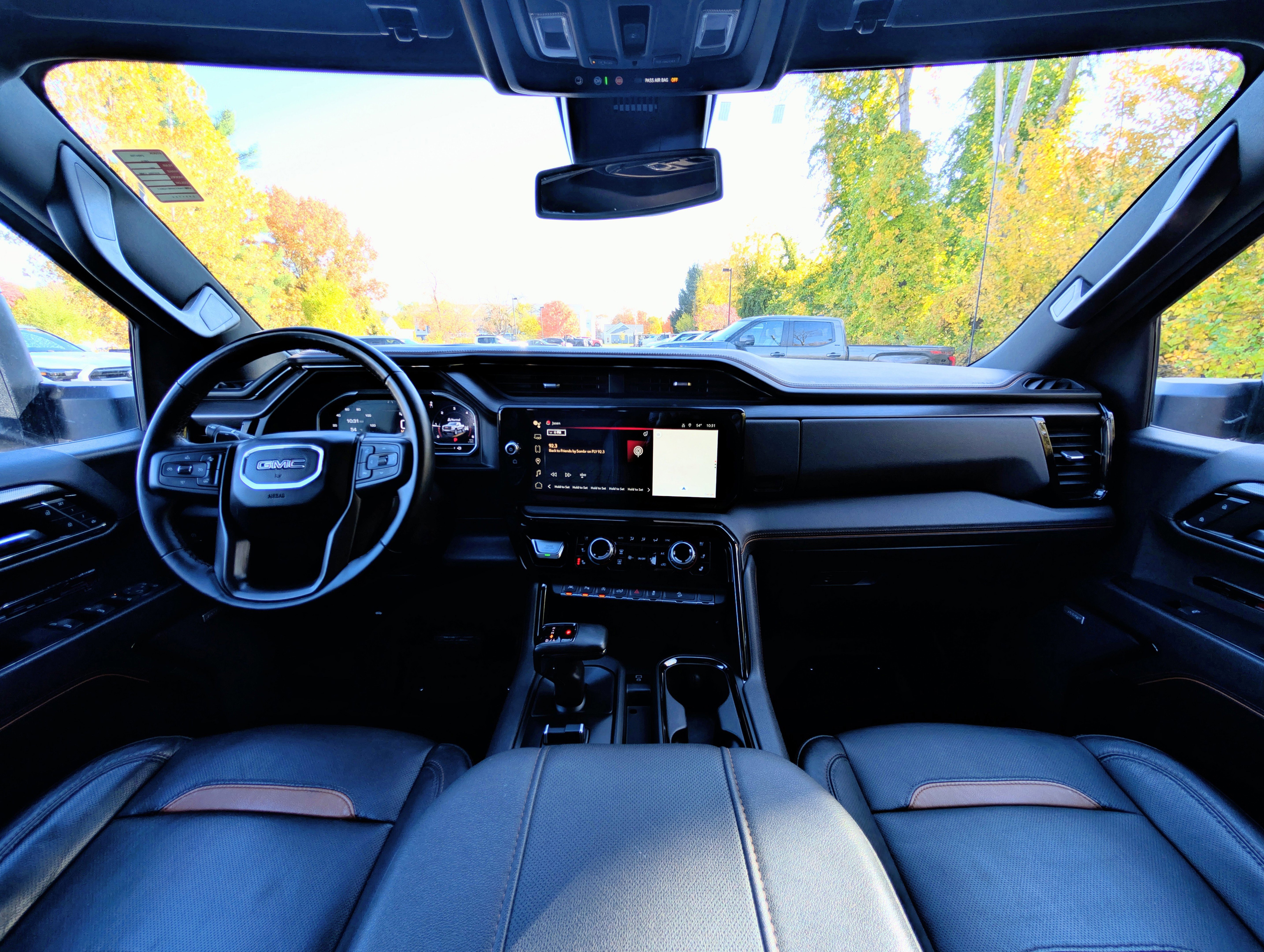 Used 2024 GMC Sierra 1500 AT4 w/ AT4 Premium Package image 2