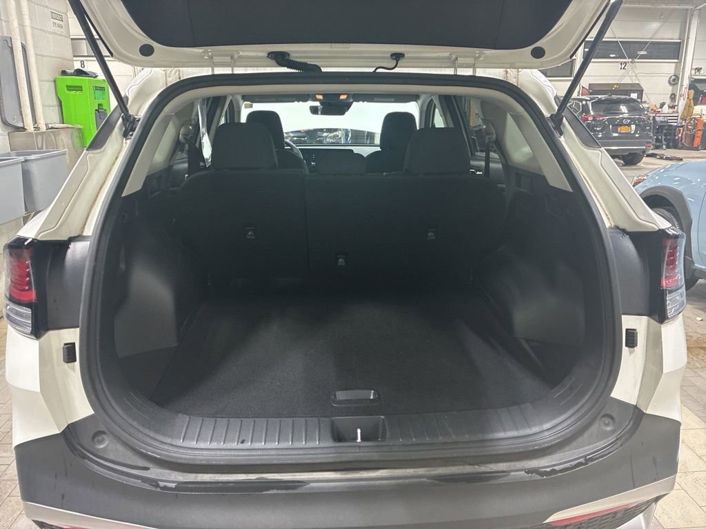 Certified 2023 Kia Sportage LX image 13